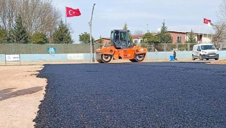 Kartepe Asiller Caddesi asfaltlandı