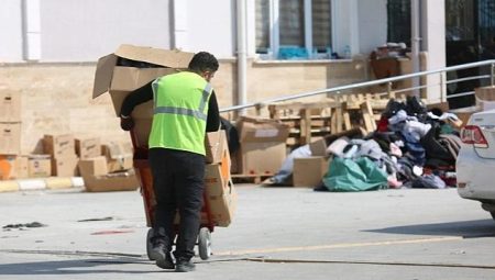 Günlük 300 aile ve 195 mahalleye yardım