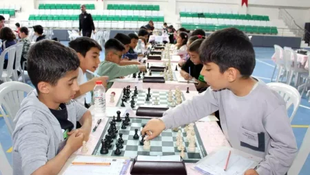 Elazığ’ın Palu İlçesinde Birinci Ödüllü Satranç Turnuvası