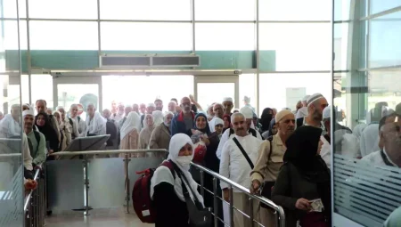 Elazığ’dan Hacılar Yurda Döndü
