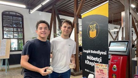 İnegöl Belediyesi’nden Öğrencilere İmtihan Öncesi Moral İkramları